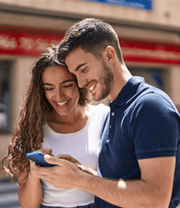 Habla, navega y chatea con un móvil Claro